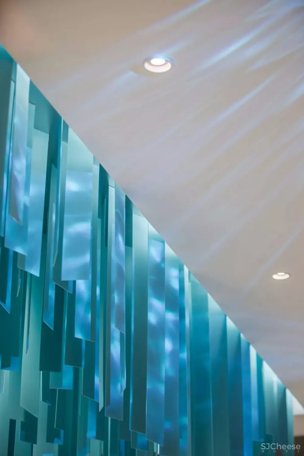 一个近乎透明的姚,深圳姚酸菜鱼诚品店 | 梅蘭工作室