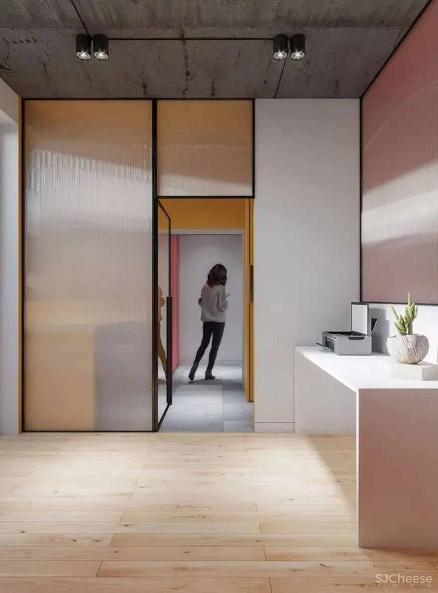 乌克兰Pollio小而精的工作室设计 | Alive Design