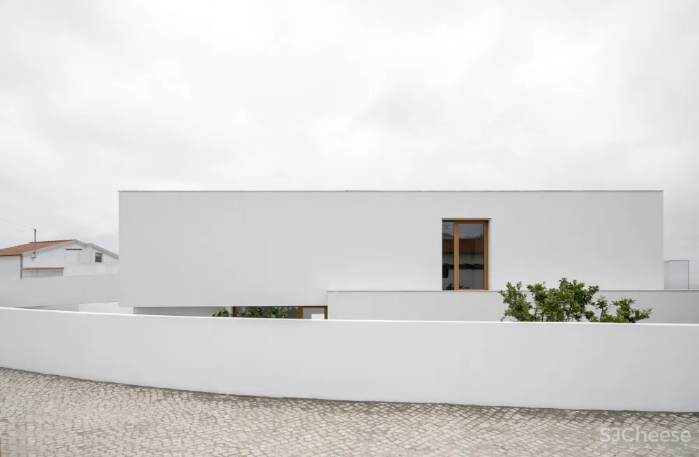Gonçalo Duarte Pacheco | 葡萄牙南部果园住宅SP House