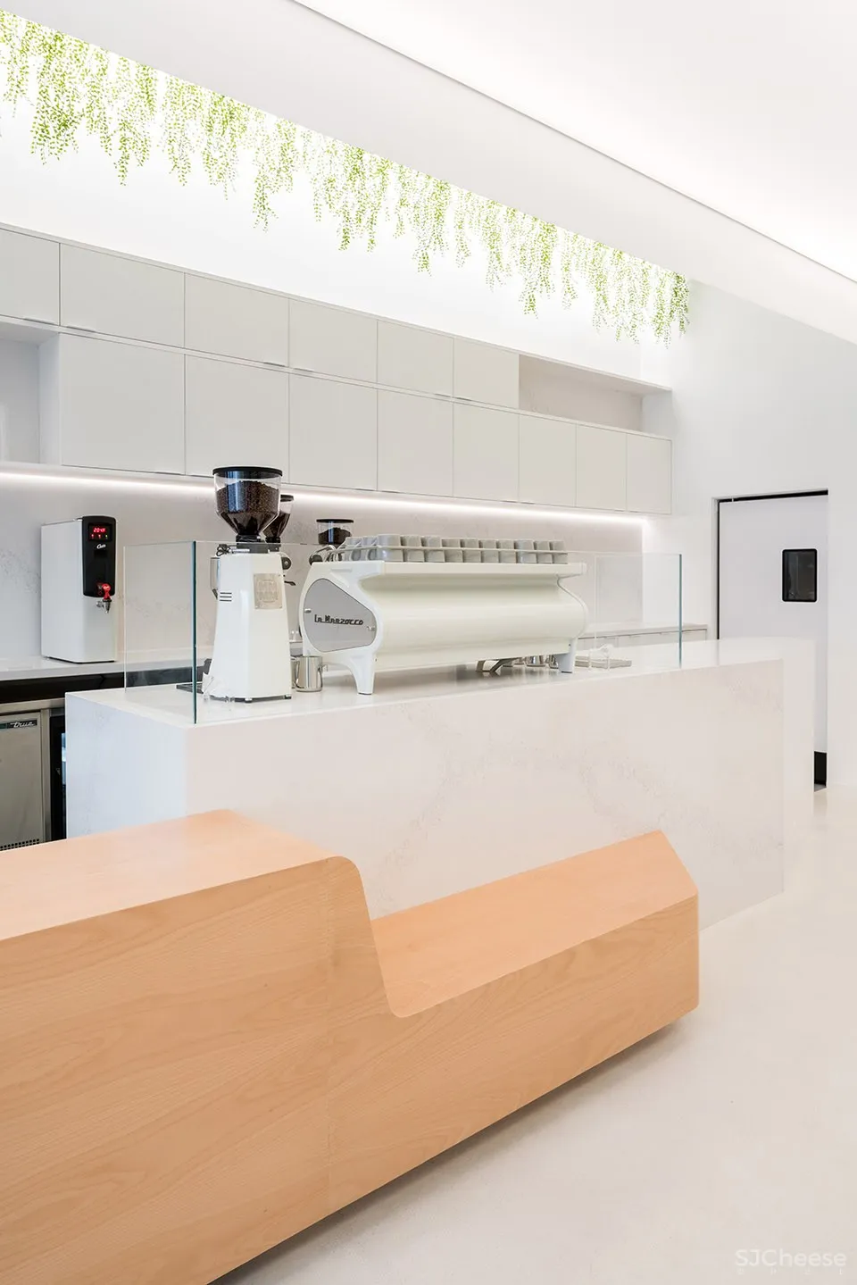 神秘的森林主题,洛杉矶大脚怪咖啡厅 | Dan Brunn Architecture 首