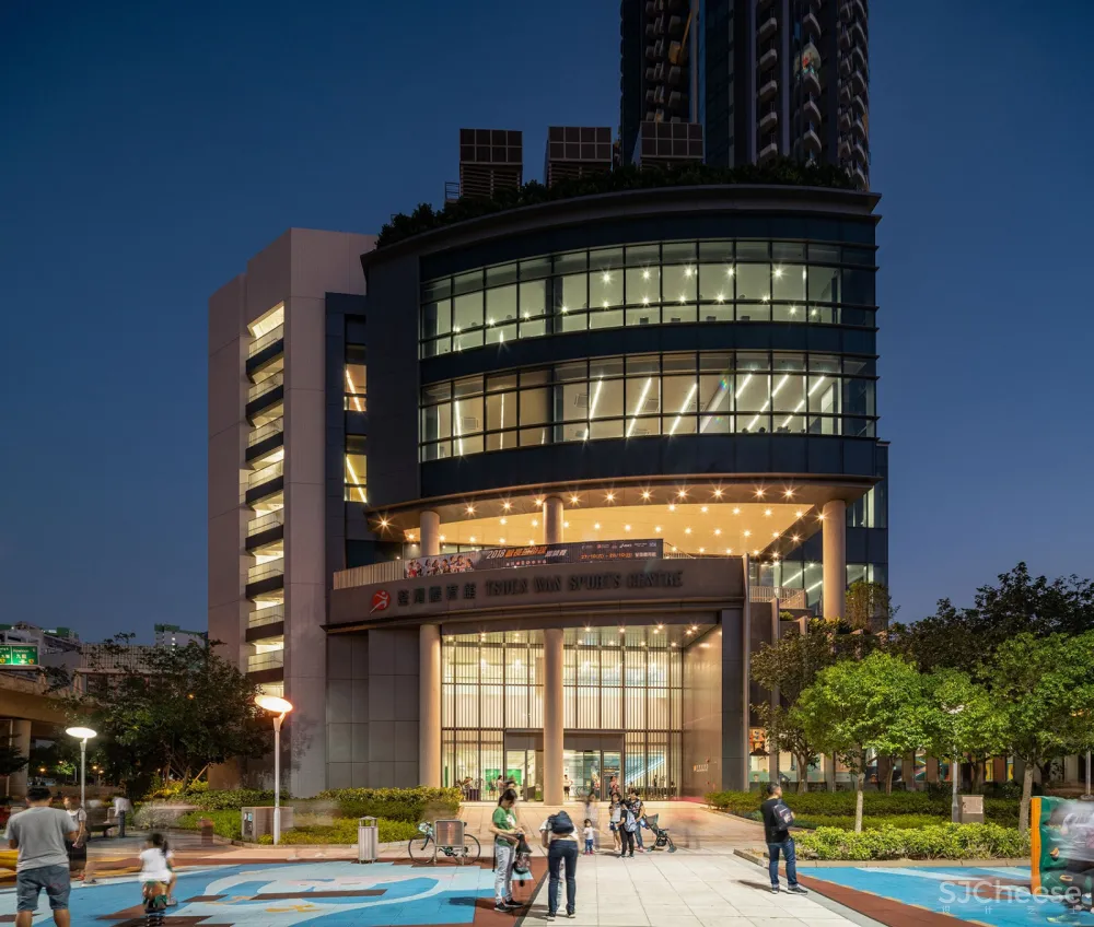 荃湾体育馆,香港 / LWK + PARTNERS