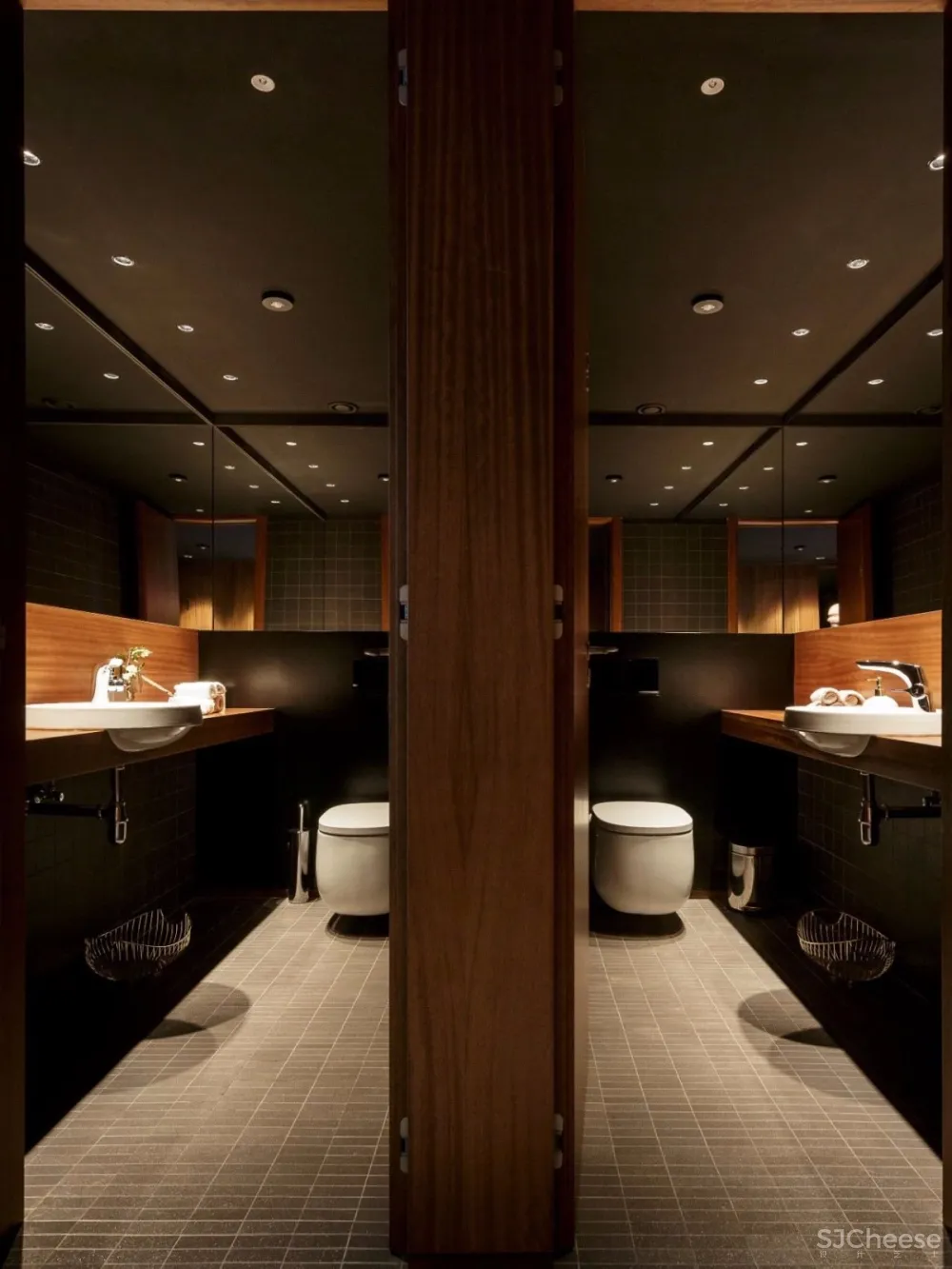 废弃工棚里的顶级米其林餐厅:我们是一家带餐厅的「 厨房 」