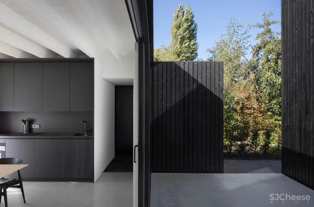 山林中的度假小屋，荷兰 / i29 + Chris Collaris