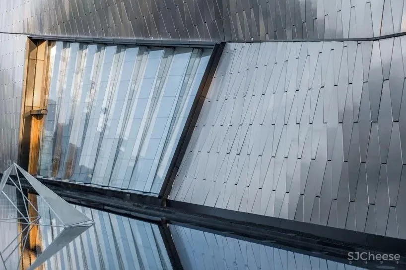 木骨架与数字皮肤的幸福对话丨“美丽真相”社区服务中心