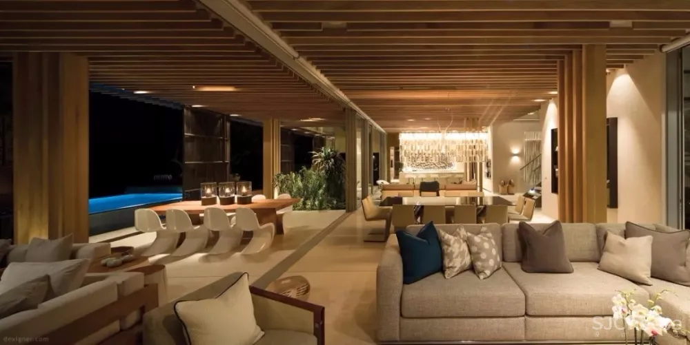 露西亚海滩别墅 | ARRCC设计