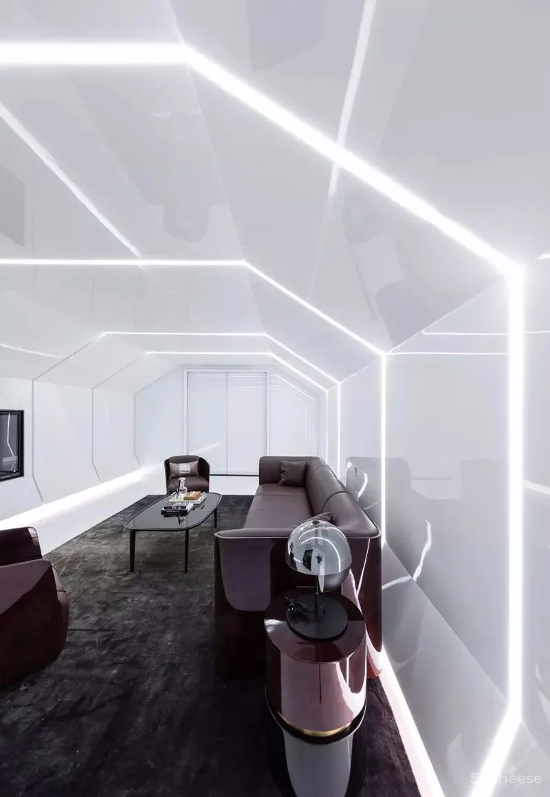 沉浸式体验!超感官城市光年展厅设计 | 峻佳设计 首