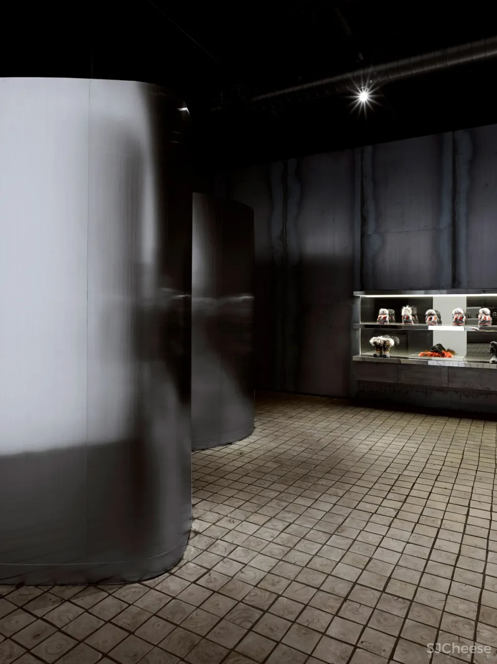 首发 | Burdifilek 唤起对寒冷冬天的记忆:多伦多驼鹿Knuckles外套旗舰店 首