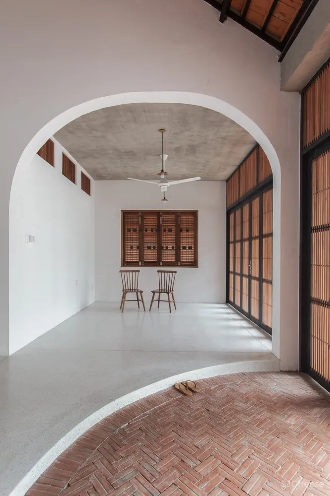 新作 | K59atelier 与自然的和谐相处Tile Roof House 首