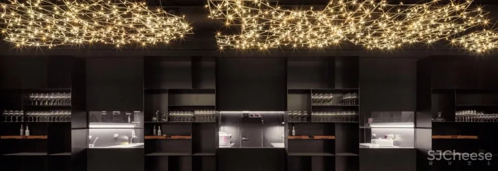 废弃工棚里的顶级米其林餐厅:我们是一家带餐厅的「 厨房 」