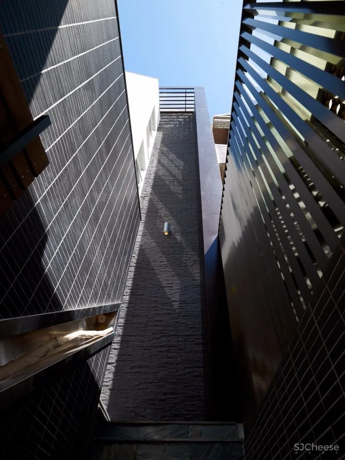 现代极简独栋住宅 | 两册空间设计