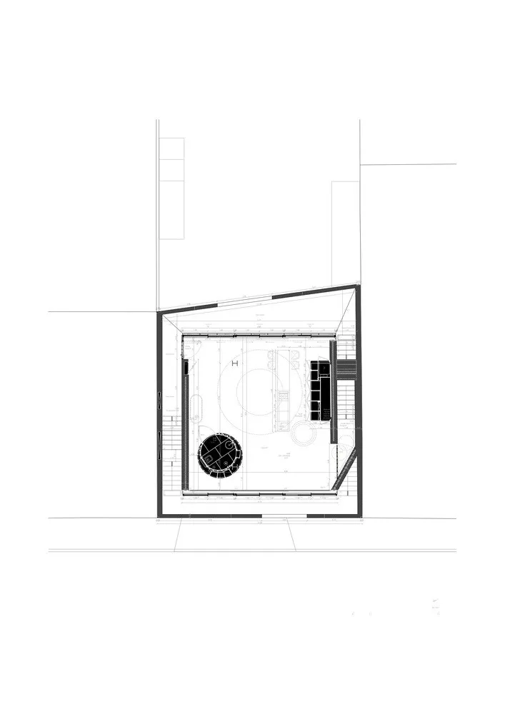 Aires Mateus | U形开口式混凝土住宅 首
