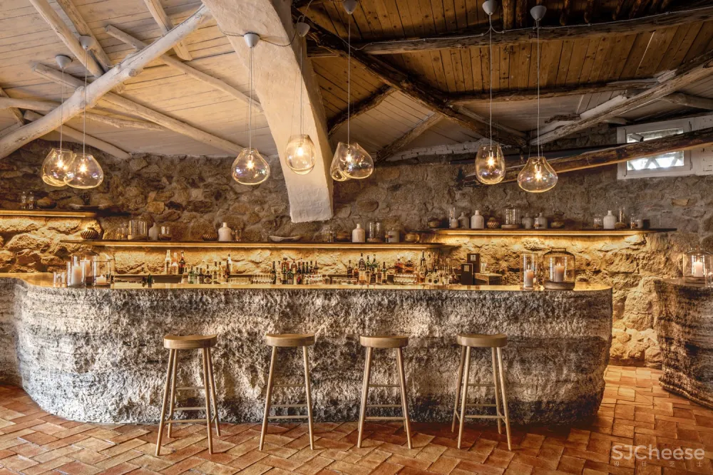 首发 | BLACKSHEEP:重新定义撒丁岛酒店Cervo的海鲜餐厅 首