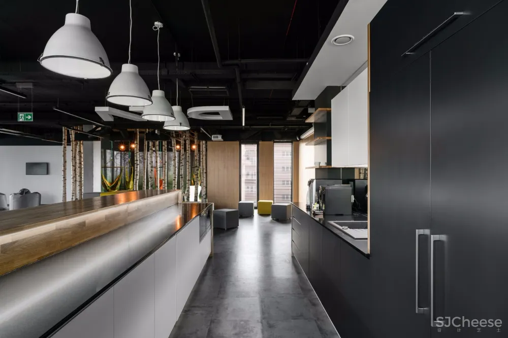 华沙DKV办公室 | MIKOMAX