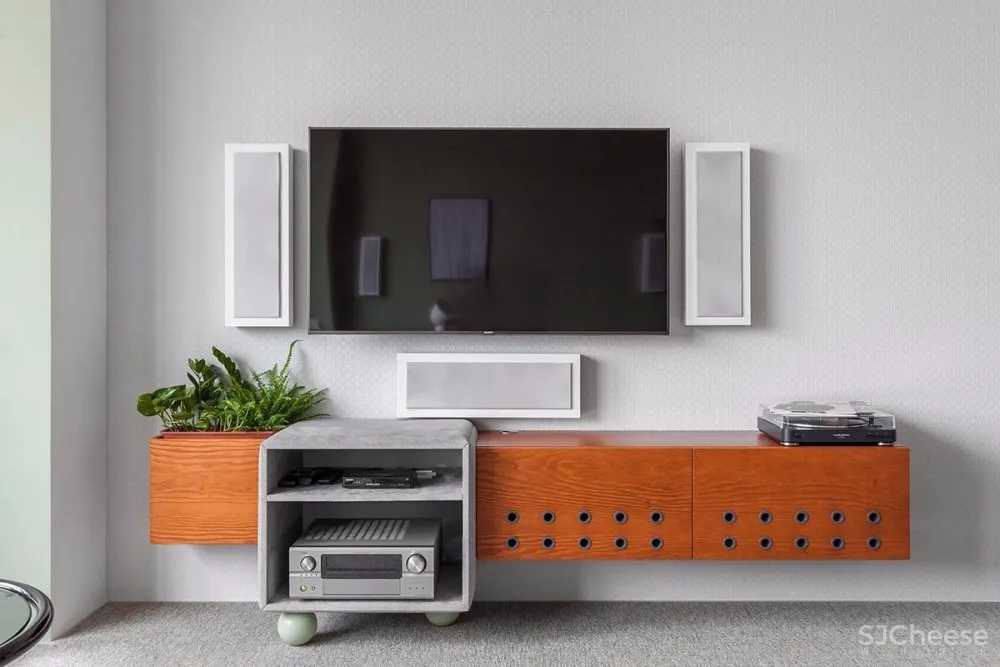 90㎡ 时尚彩色公寓丨家就该这样充满活力 首