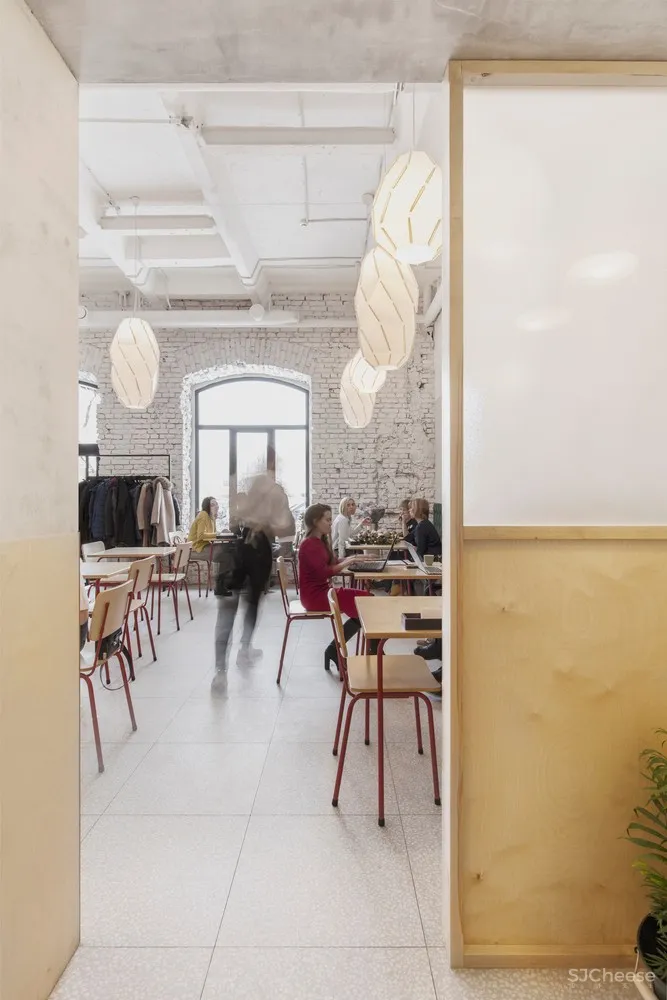 ZROBYM architects | 白俄罗斯 Let it be面包店