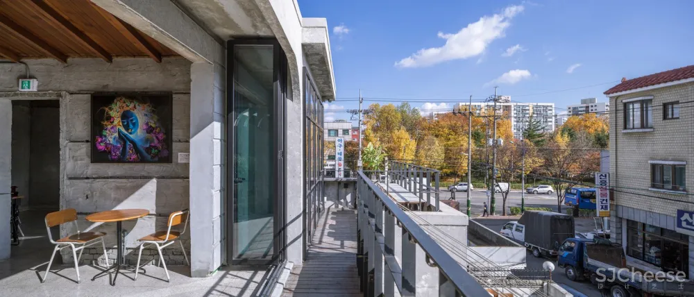 韩国仁川 LAS COFFEE / TEMP 首