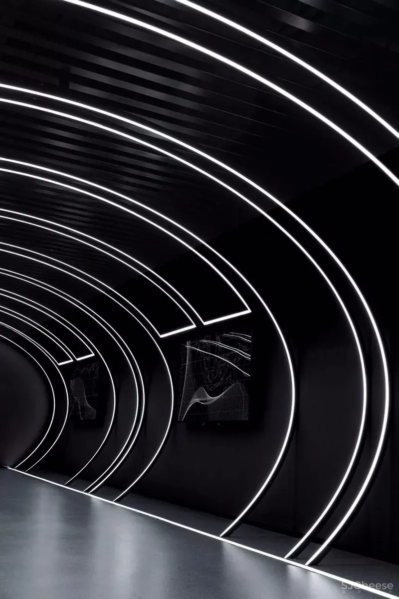 沉浸式体验!超感官城市光年展厅设计 | 峻佳设计 首