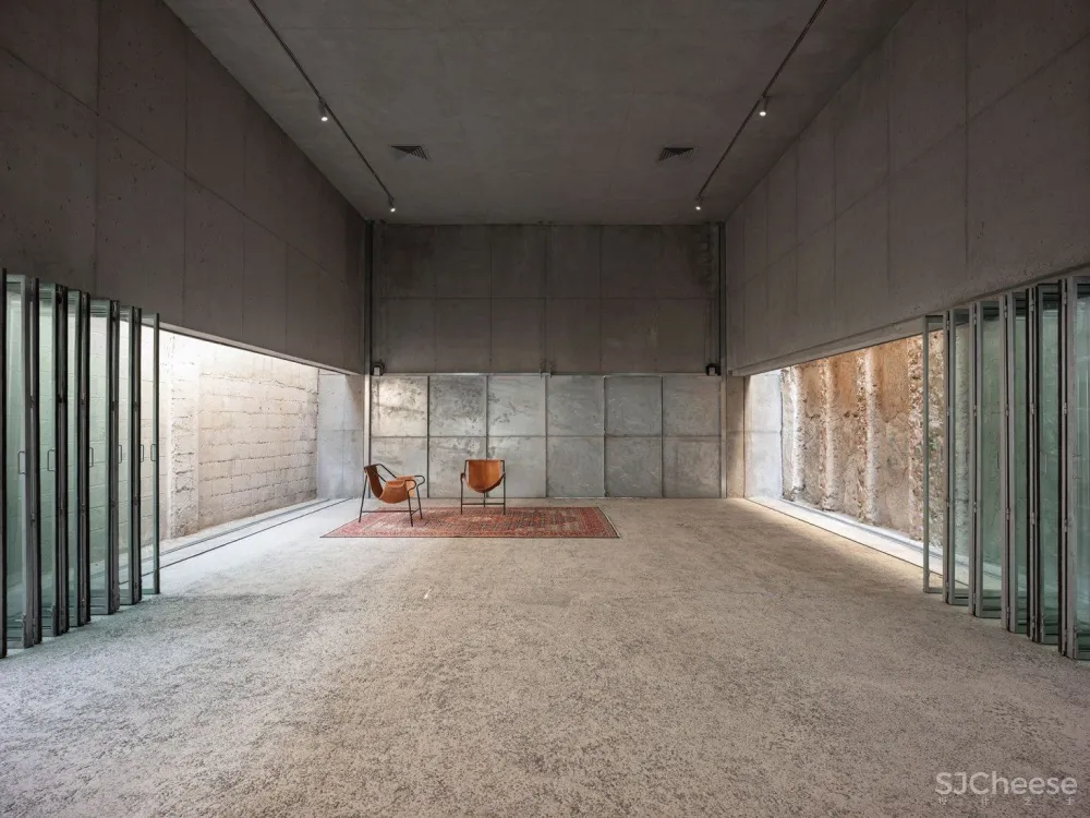 首发 | Leopold Banchini Architects 结构框架展示空间