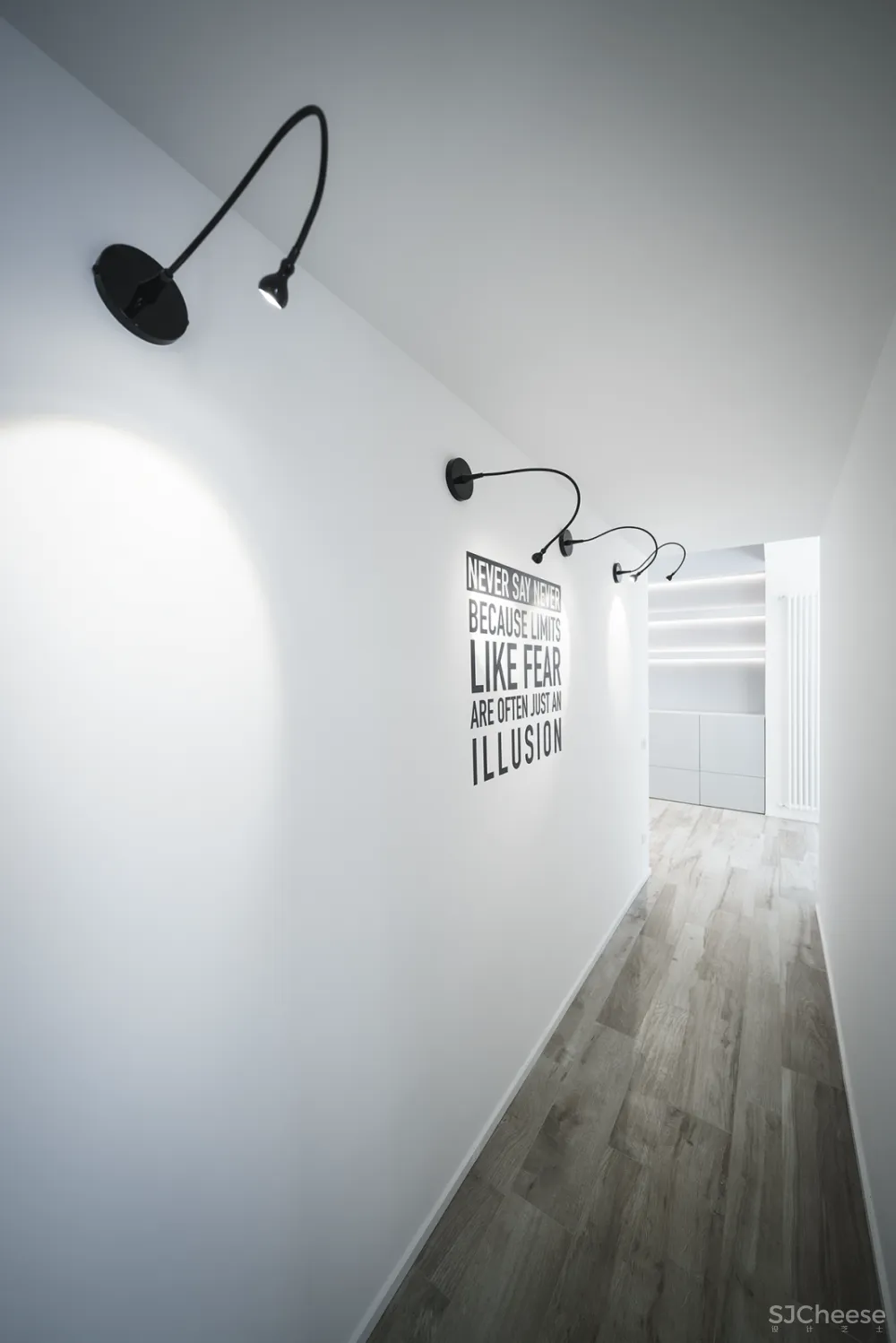 把空间想象成一个游乐场，65㎡罗马极简公寓 | Brain Factory 首