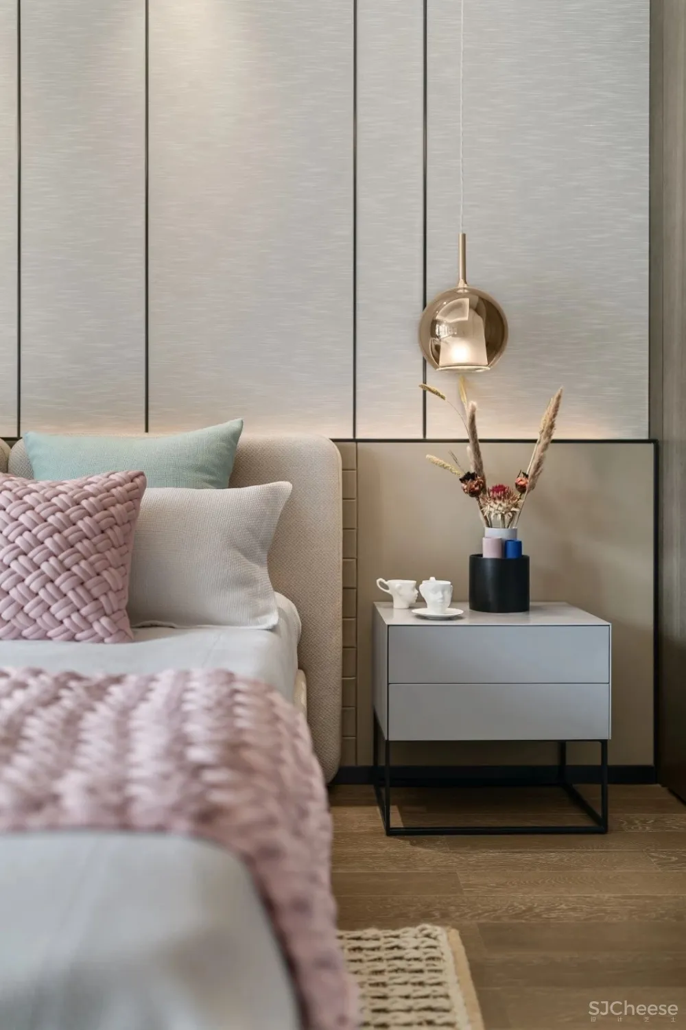 由单纯到复杂,再复归成熟的单纯