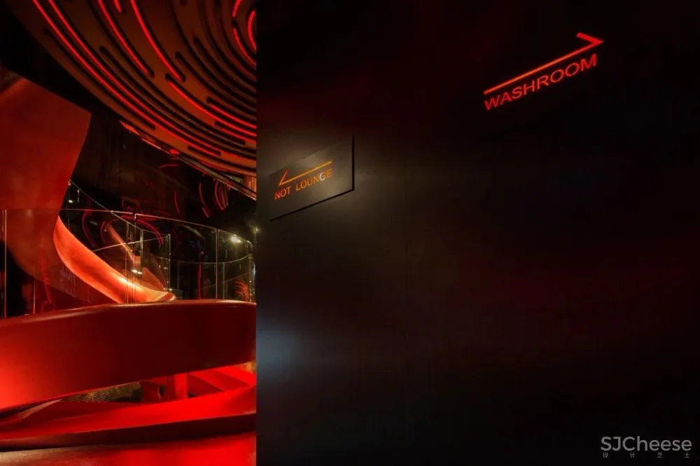 最新 | 黄永才:超有未来感的太空主题星舰酒吧,广州夜店新地标! 首