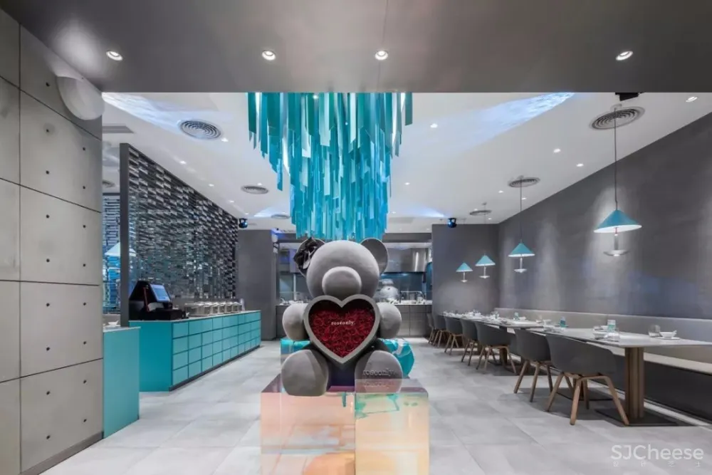 一个近乎透明的姚,深圳姚酸菜鱼诚品店 | 梅蘭工作室