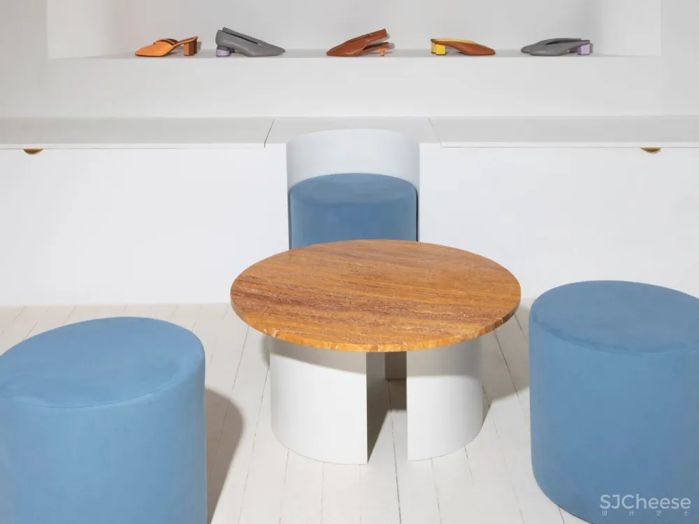 首发 | Bower设计纽约极简女鞋品牌空间Gray Matters 首