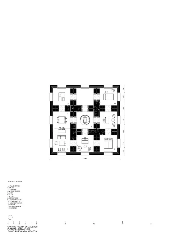 卡塞雷斯石屋 / Tuñón Arquitectos