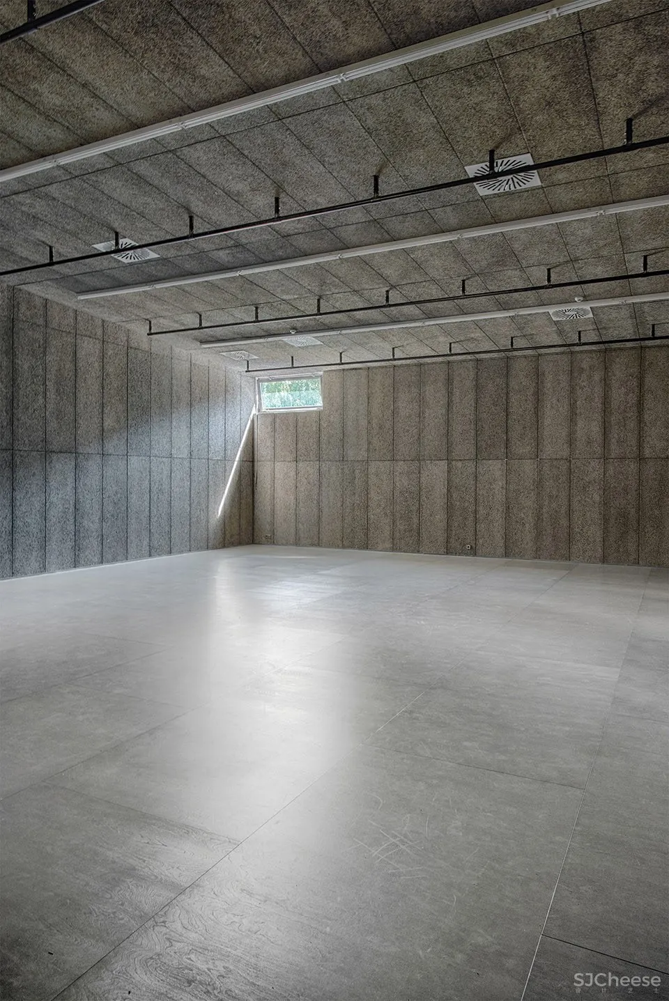 DOX+当代艺术中心 / Petr Hájek Architekti 首