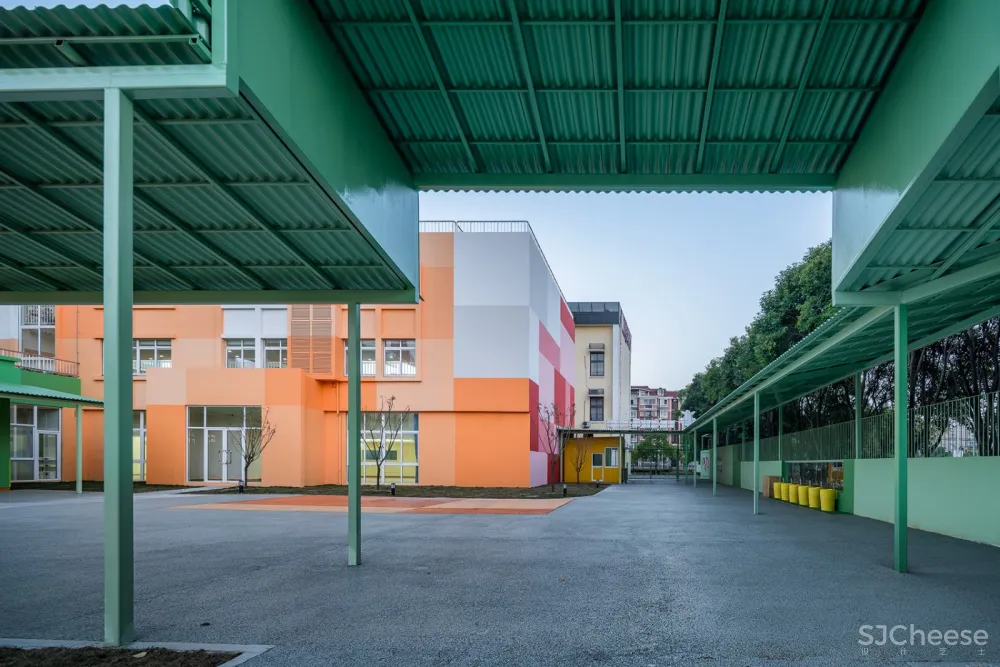 宝山贝贝佳欧莱幼儿园,上海 / 阿科米星建筑设计事务所