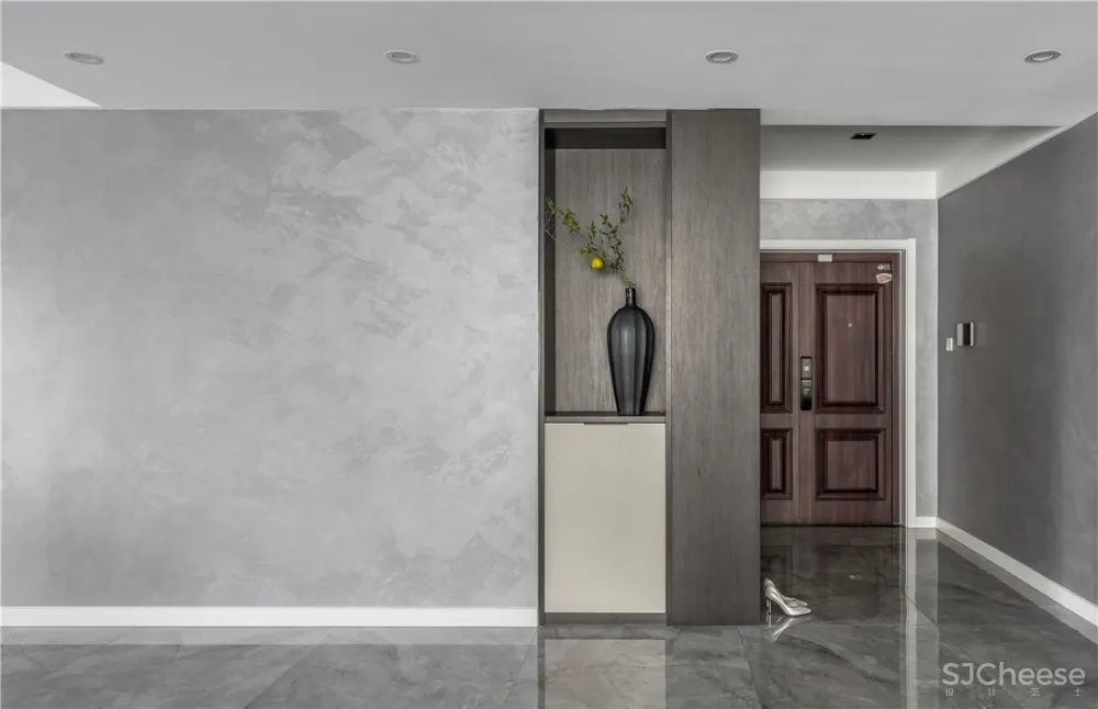 《37℃灰》将简约与高级化为一种低调的奢华 | 一品&囧家 首