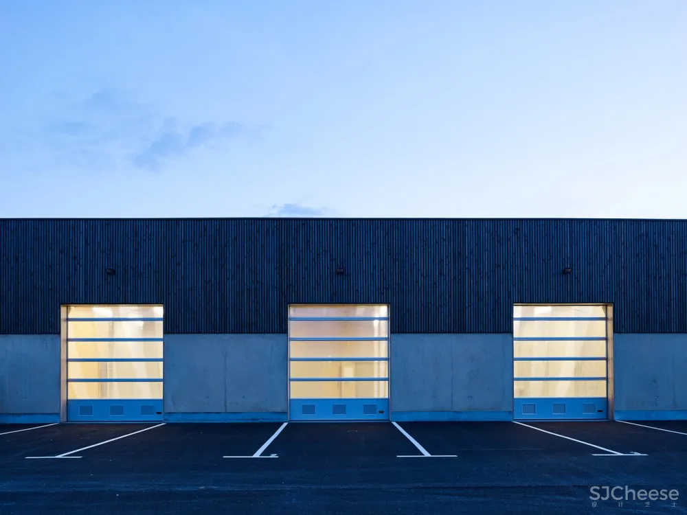Le Cap 商务孵化基地/ Reach &Scharff Architectes+ Hors les MursArchitecture
