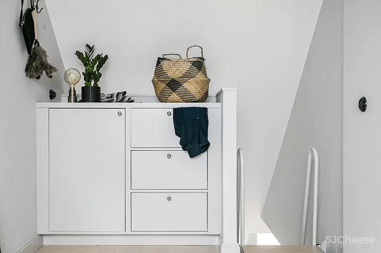 将空间打开,让阁楼成为舒适的单身小宅