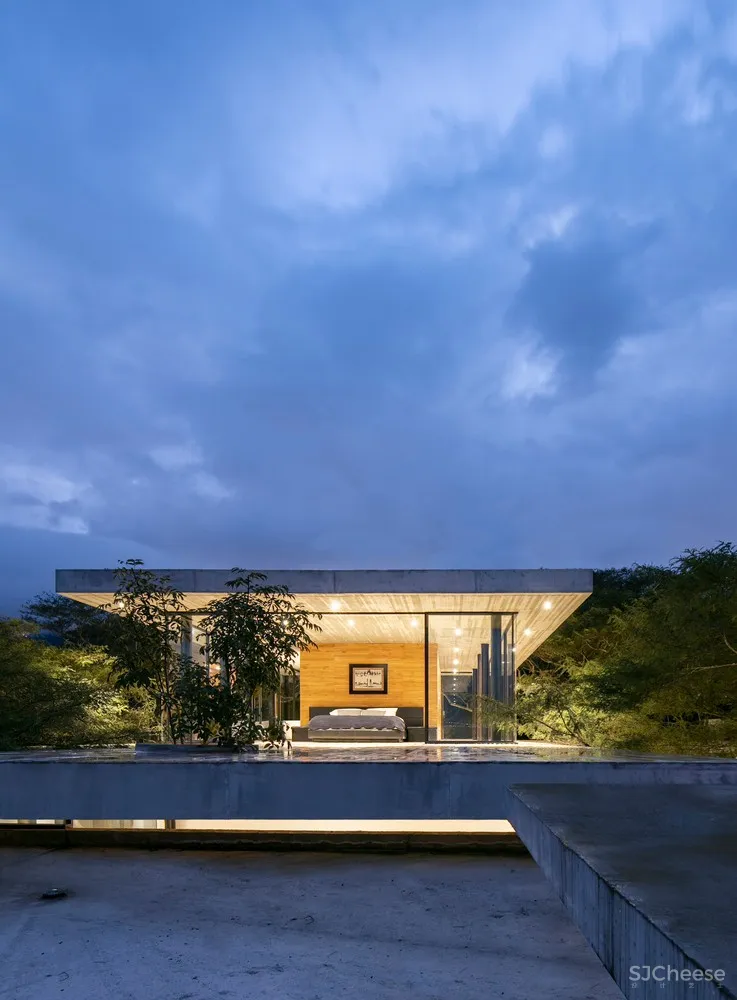 Gabriel Rivera Arquitectos | 森林概念住宅 Tacuri House