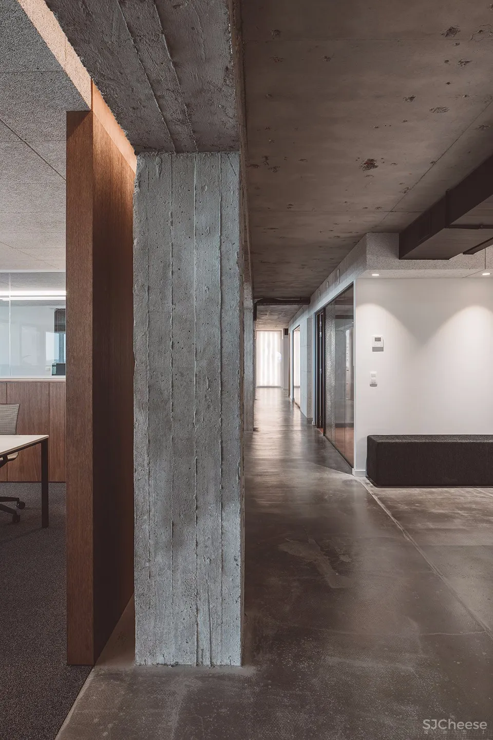 手表品牌Cronos国际办事处 | Philippe Corthout 首