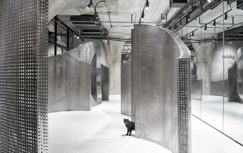 最新 I.F.S.E. SPACE CREATIVE LAB | 上海“动物脊背”零售空间设计 首