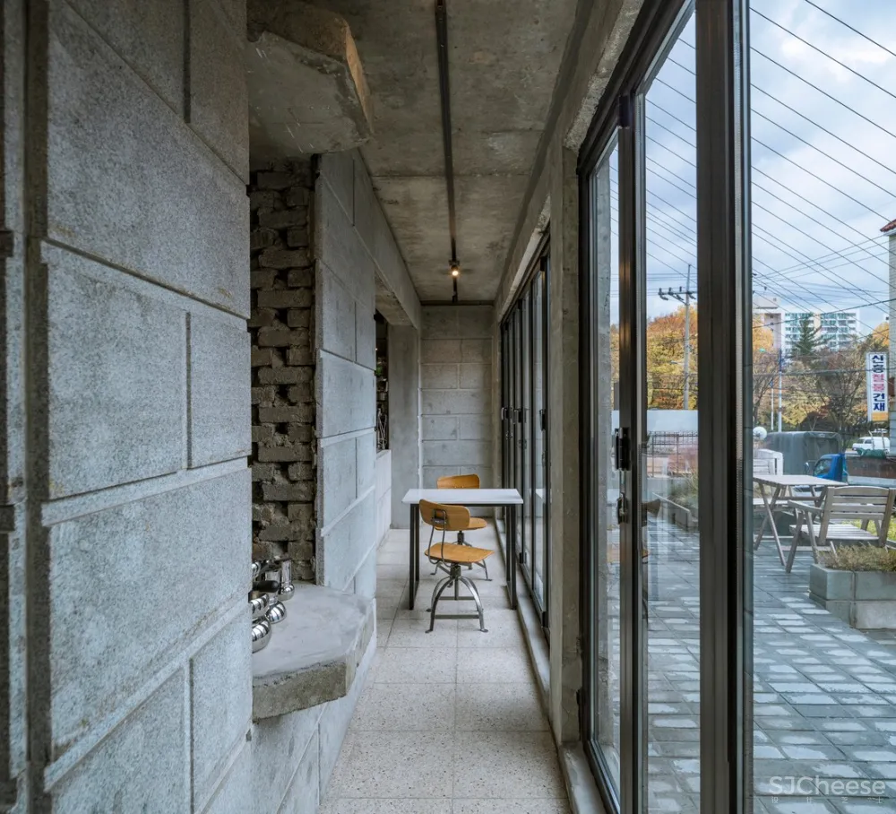 韩国仁川 LAS COFFEE / TEMP 首