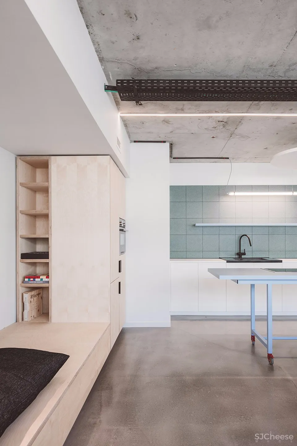 手表品牌Cronos国际办事处 | Philippe Corthout 首