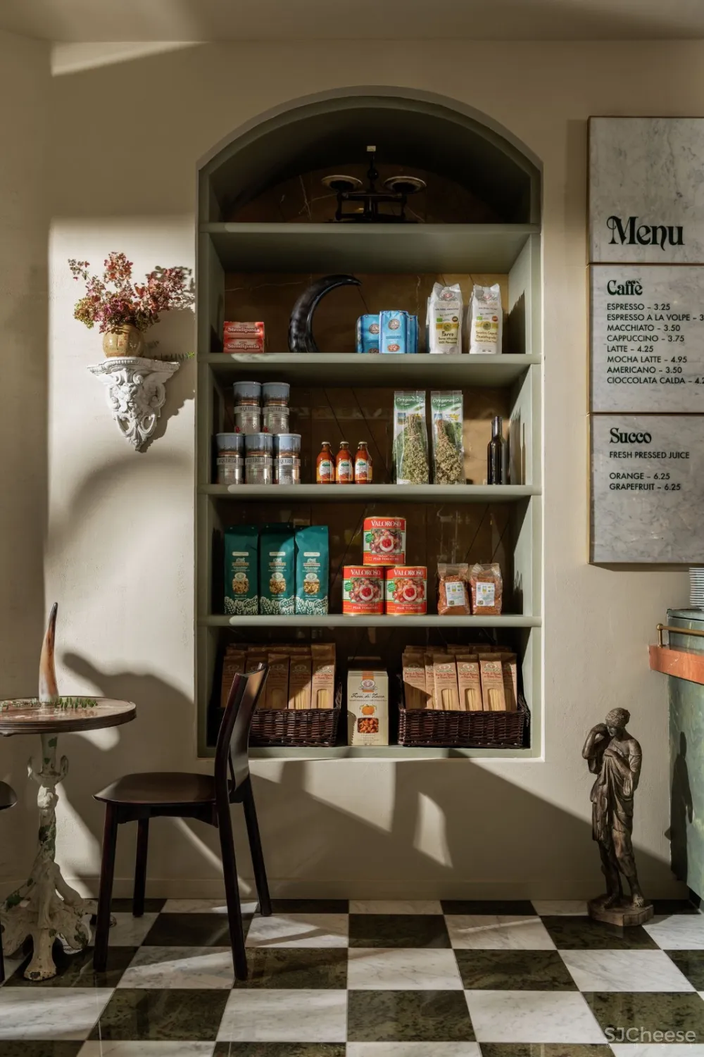 首发 | STE. MARIE ART & DESIGN:加拿大温哥华 LA TANA 咖啡馆