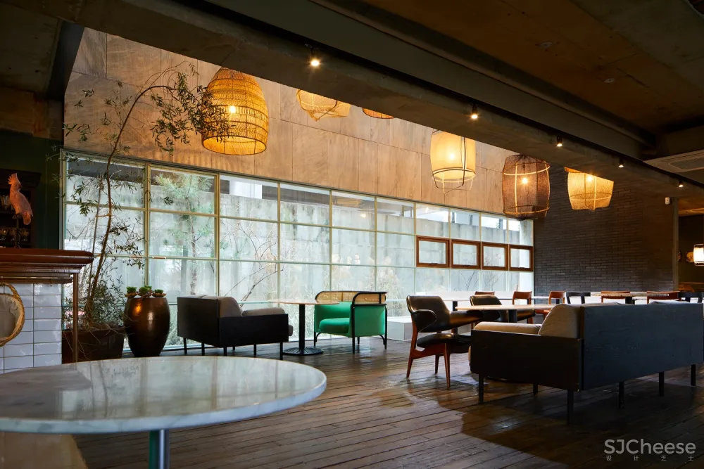 Moss Garden / studioVASE 首