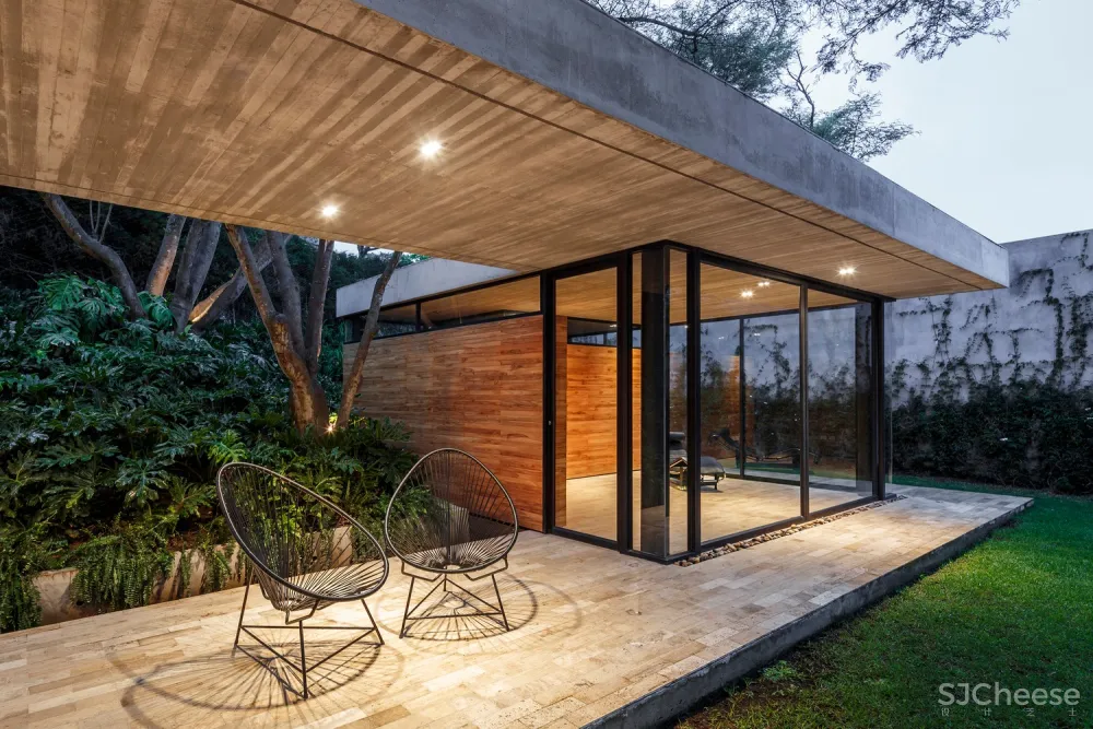 Gabriel Rivera Arquitectos | 森林概念住宅 Tacuri House