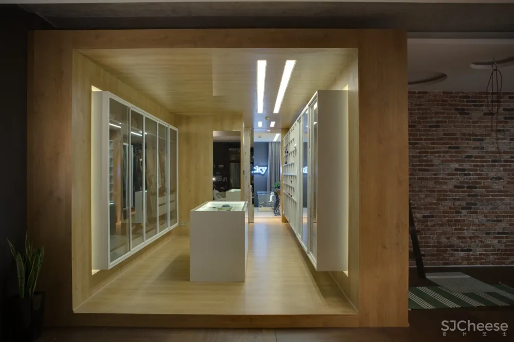 180㎡乌克兰舒适的开放式公寓 | Slava Balbek