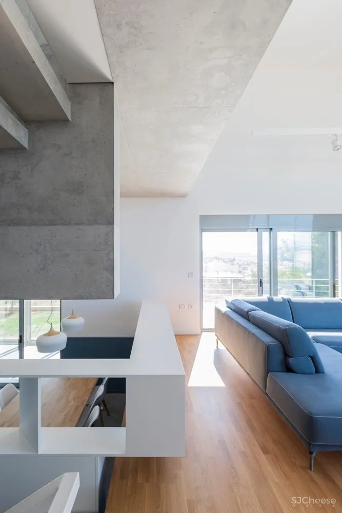 Ntovros Vasileios Architects | 俯瞰大海的希腊清新小别墅