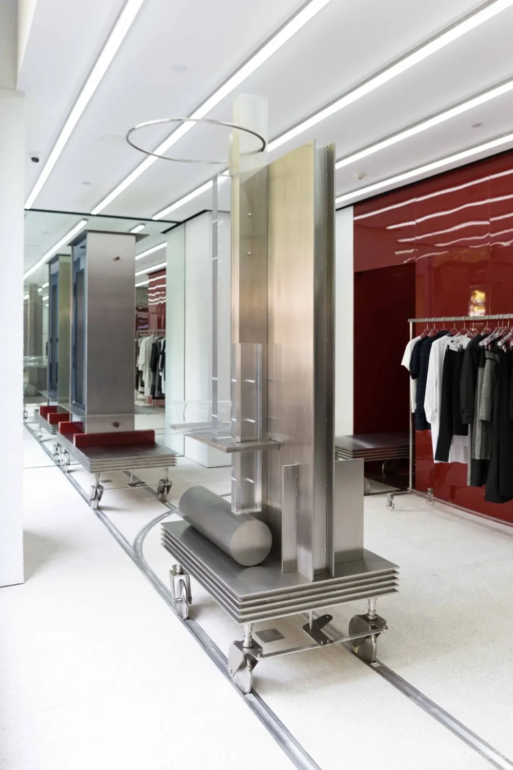 首发 | 多彩结构概念的运用 IMMI上海旗舰店 首