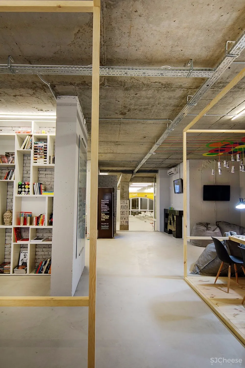 250㎡基辅独一无二的广告学校 | Slava Balbek