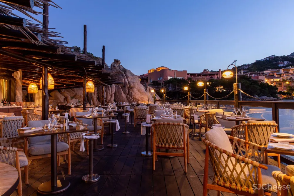 首发 | BLACKSHEEP:重新定义撒丁岛酒店Cervo的海鲜餐厅 首