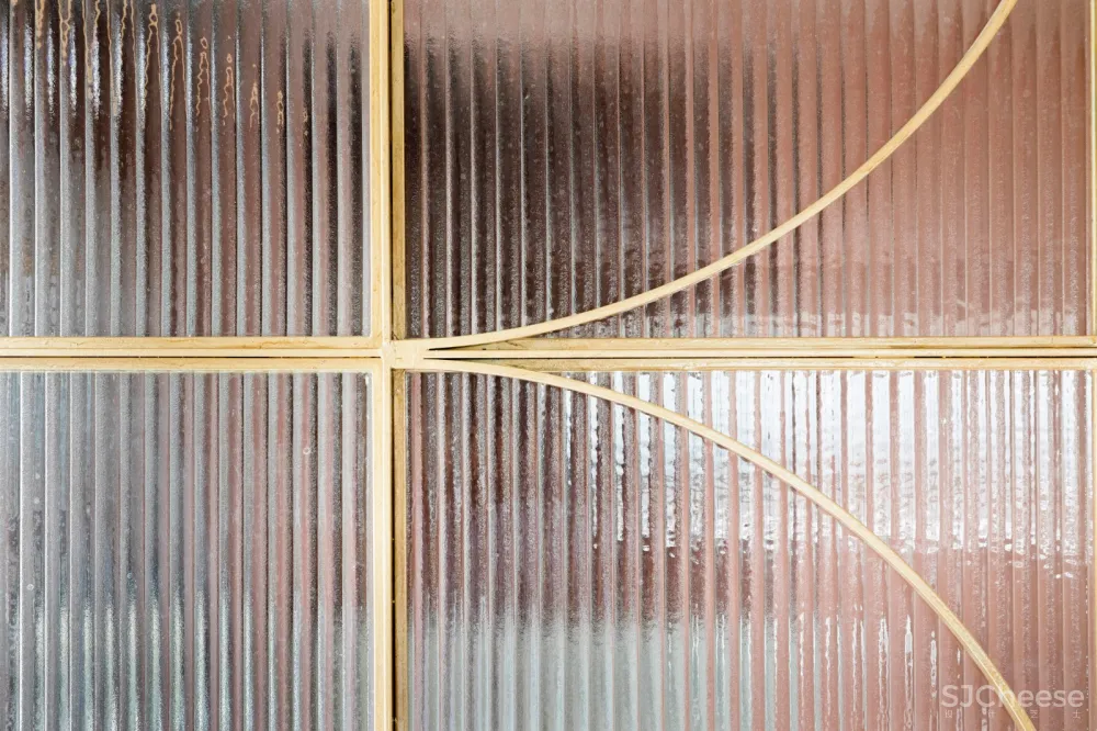 首发 | Fluo新作 雅典Evripidis酒店 屋顶酒吧&早餐室