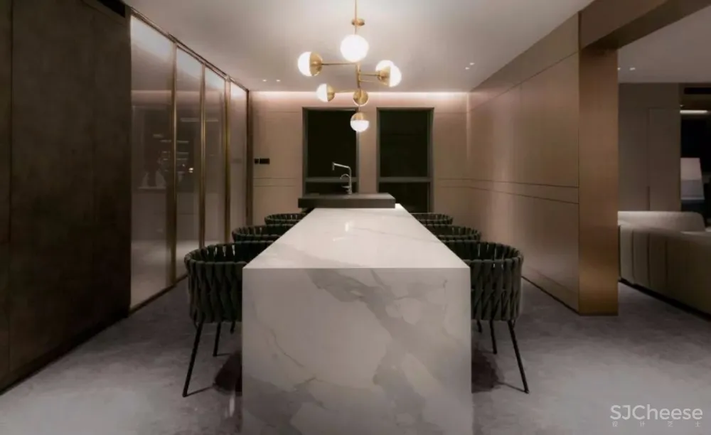 北京300m²顶级轻奢大平层 | 北京恒田建筑设计