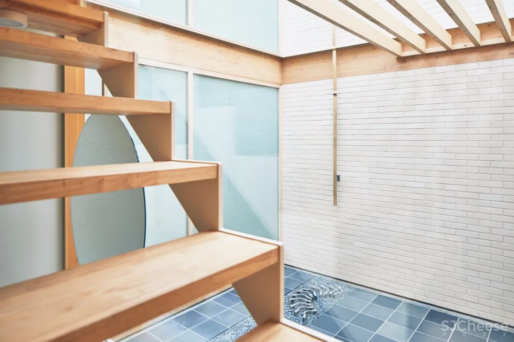 安藤忠雄,坂茂、隈研吾设计的温泉酒店,冷峻的外表却是有温度的设计