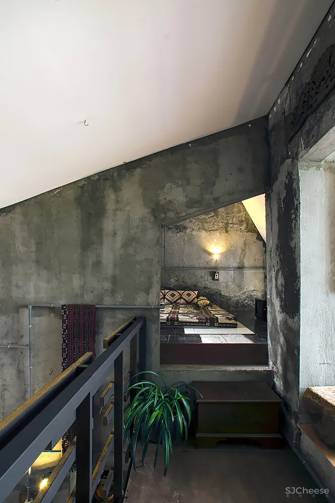 Gayuh Budi Utomo | 印尼住宅The Obsolete House